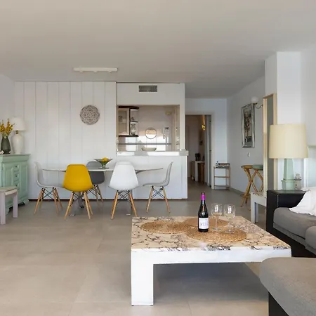 Lets Holidays Sea Views On The 4 *