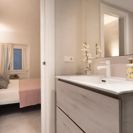 Lets Holidays Sea Views On The 4 Apartment *